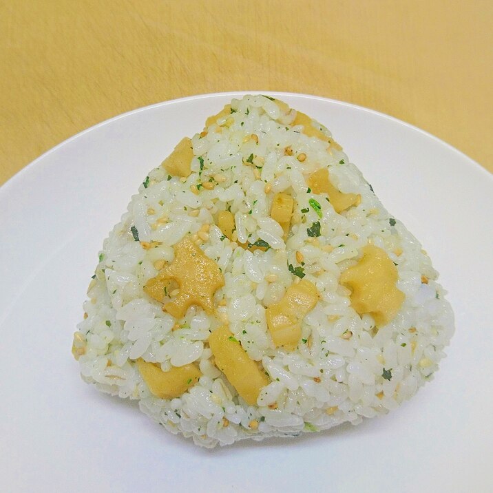 レンコンカレーきんぴらおにぎり